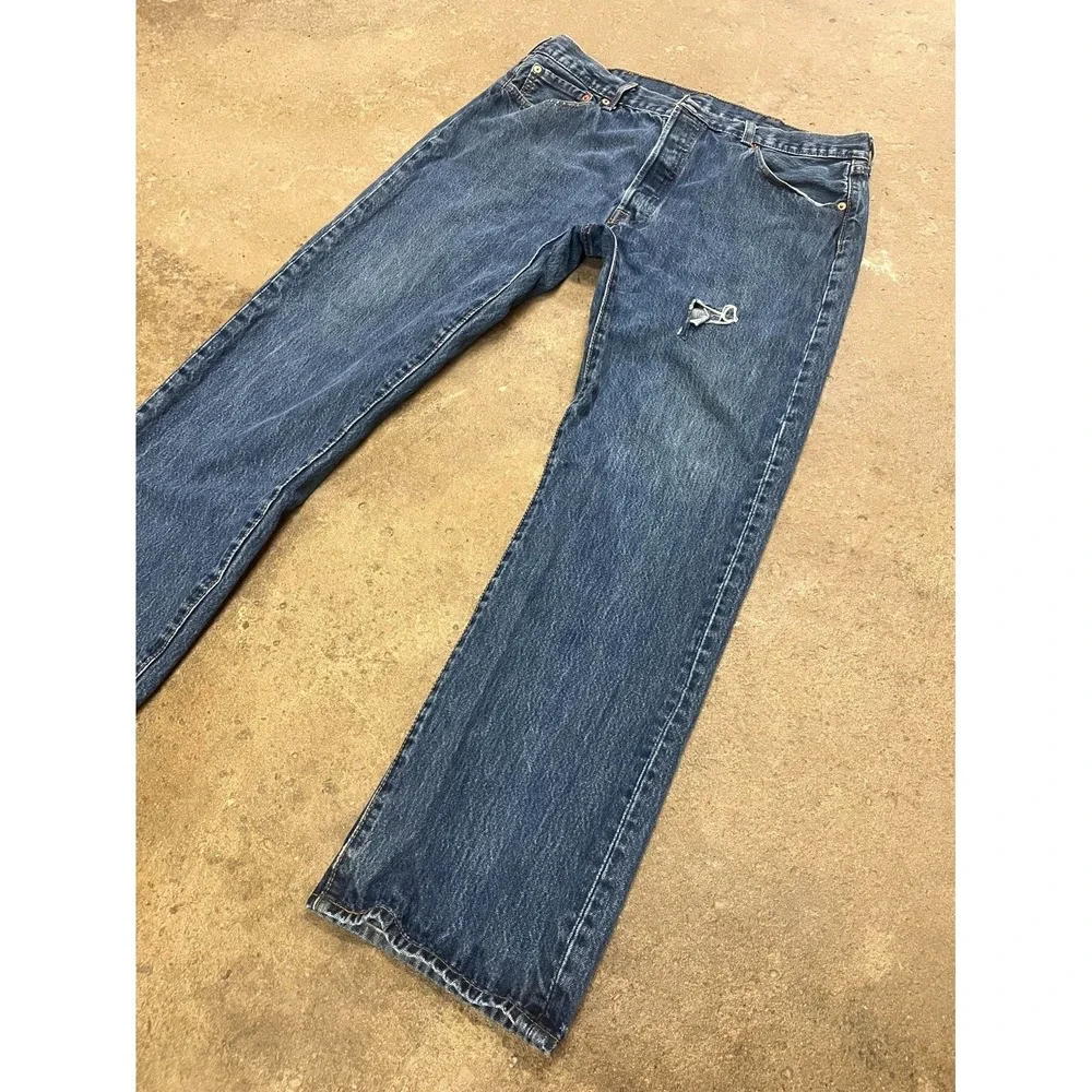 Levi's 501 Original Straight Fit Jeans Mens 38x32 Blue Denim Distressed Mid Rise